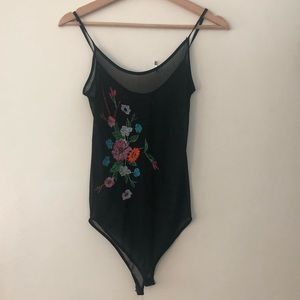 Sleeveless see thru Zara’s bodysuit